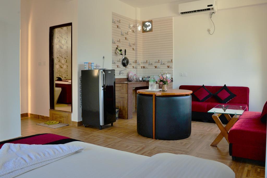 Hotel City Inn - Mountain View Pokhara Eksteriør billede