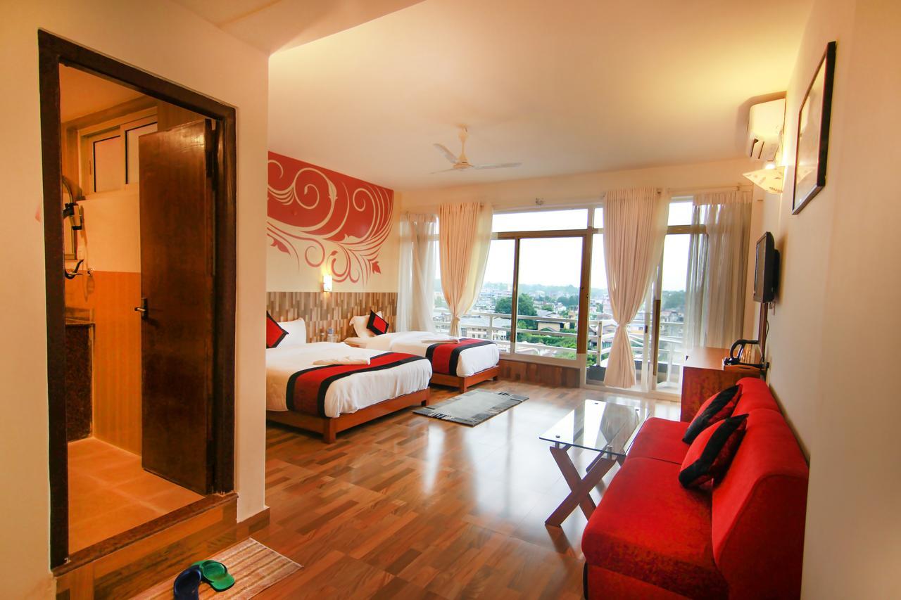 Hotel City Inn - Mountain View Pokhara Eksteriør billede